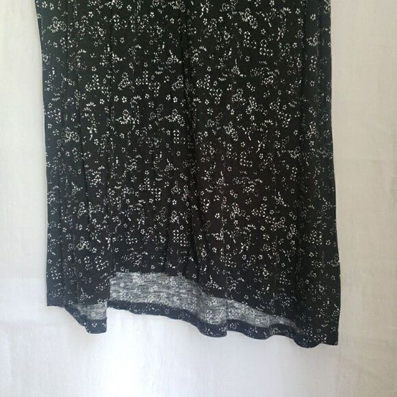 Old Navy Long Black White Short Sleeved Top Semi Sheer Women's Size M - Picture 4 of 8